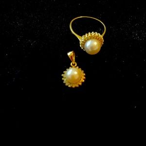 Pearl and Diamond ring and pendant 14k